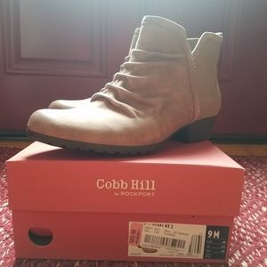 Cobb Hill NWT ankle boots